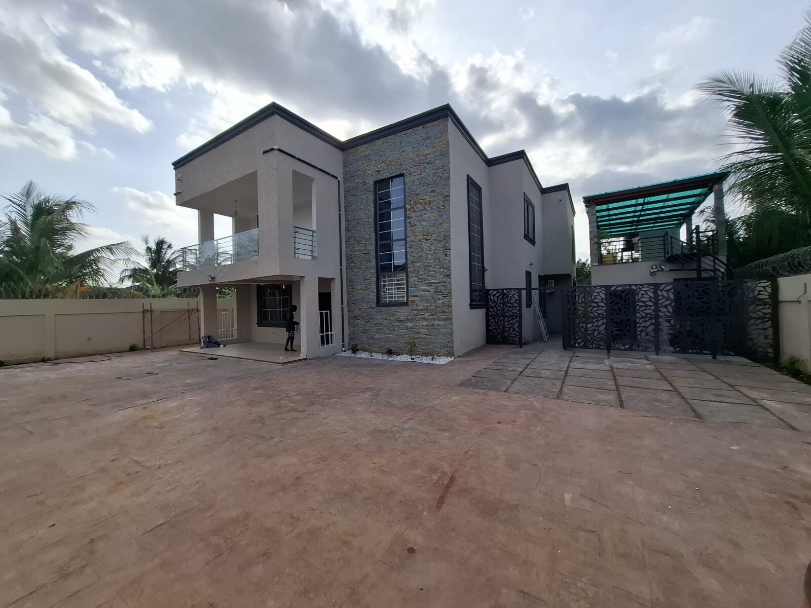 Construction of 4 Bedroom Residential Building - project photo 1
